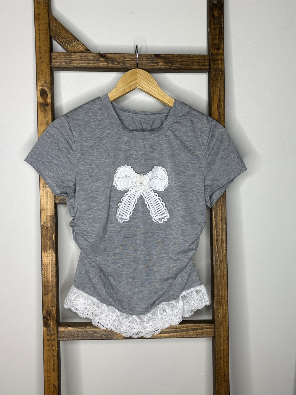 Women’s Gray Lace-Trim Tee with Bow Detail Size M